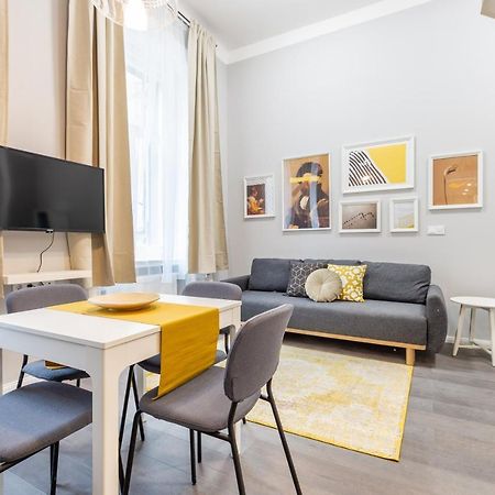 W33 - Prime Location - Comfortable Quality Apartments By Bqa ブダペスト エクステリア 写真